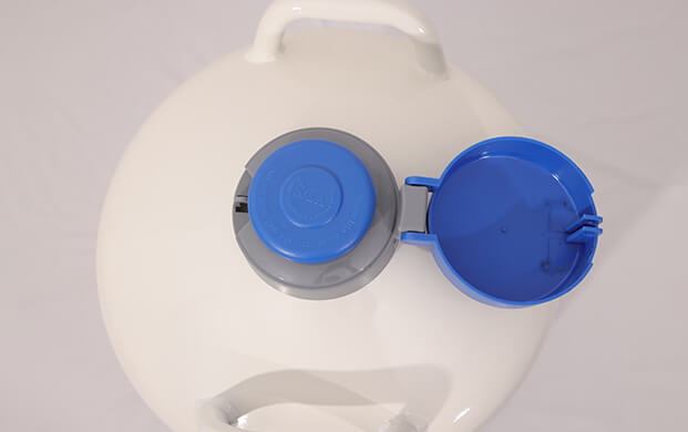 液氮容器锁盖裂了挥发会加快吗？