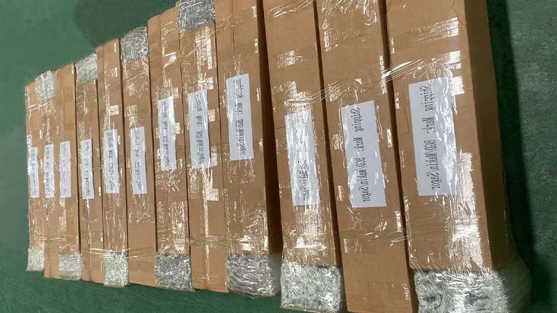 15个脚踩式液氮泵出口，发往巴基斯坦